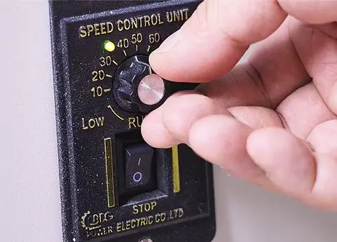 Ajusta la velocidad a 50